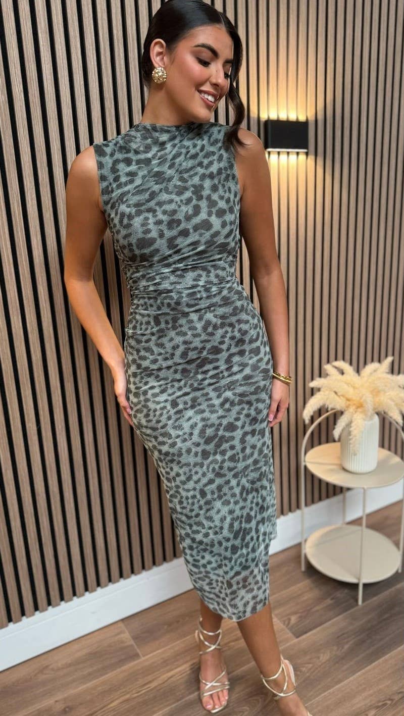 LORIANE – Engroshandel Kjole - Dame – Lang leopardprint kjole med for6