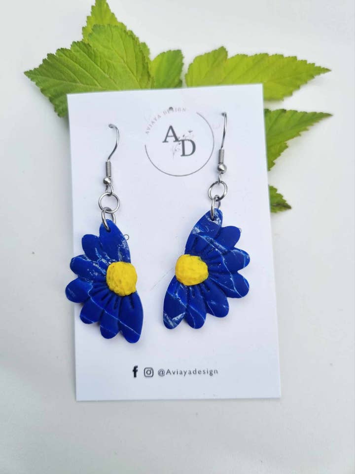 Fleur en marbre bleu pour la vente par AviayaDesign