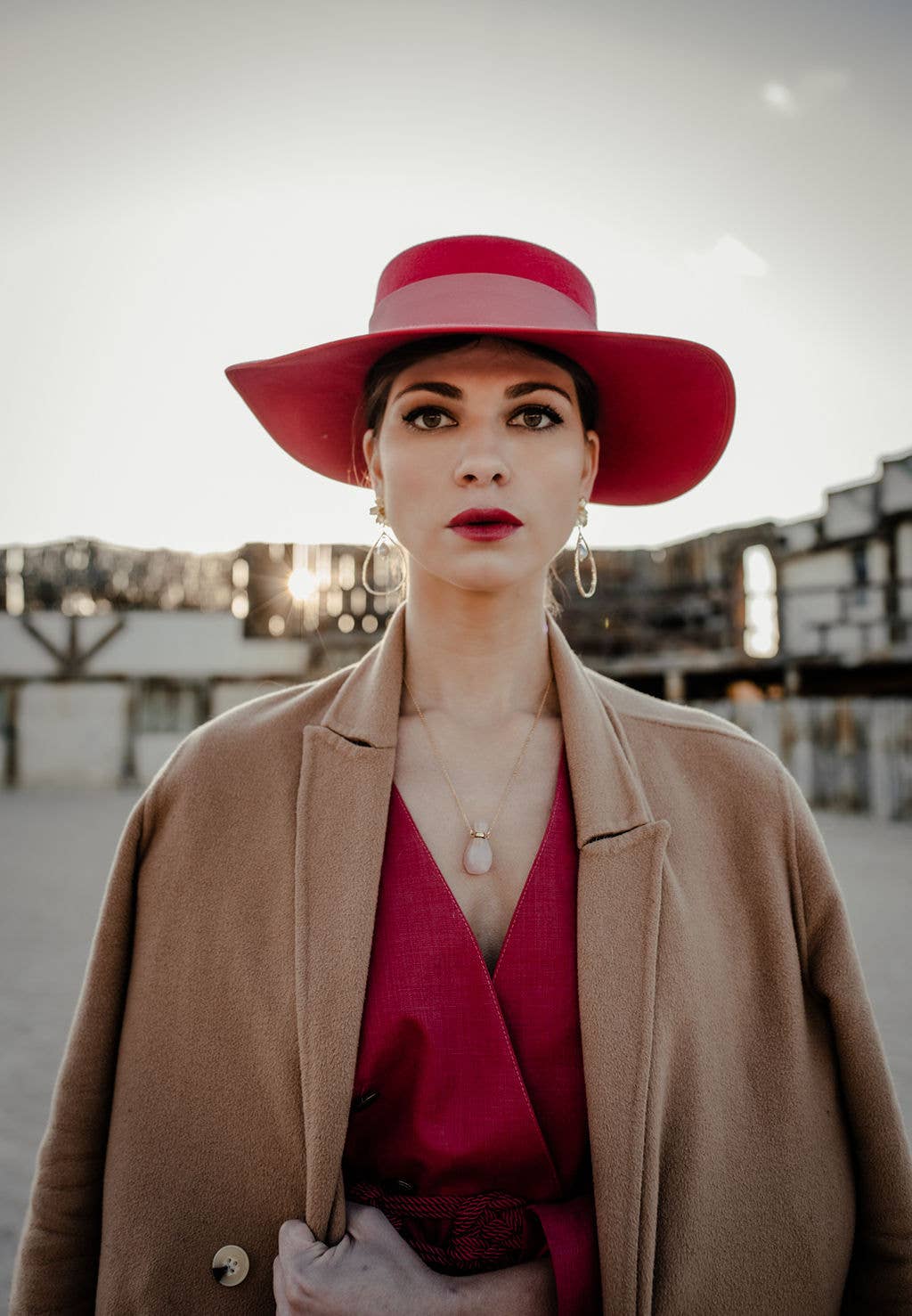 Annabelle Hardie - Vente Colliers à pendentif - Collier Alchimiste avec fiole parfumée en quartz rose4