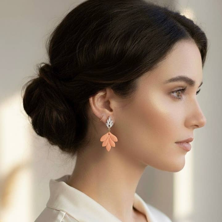 Velys - Handmade Leaf and Zircon Earrings for wholesale by DUESTELLE ITALIA