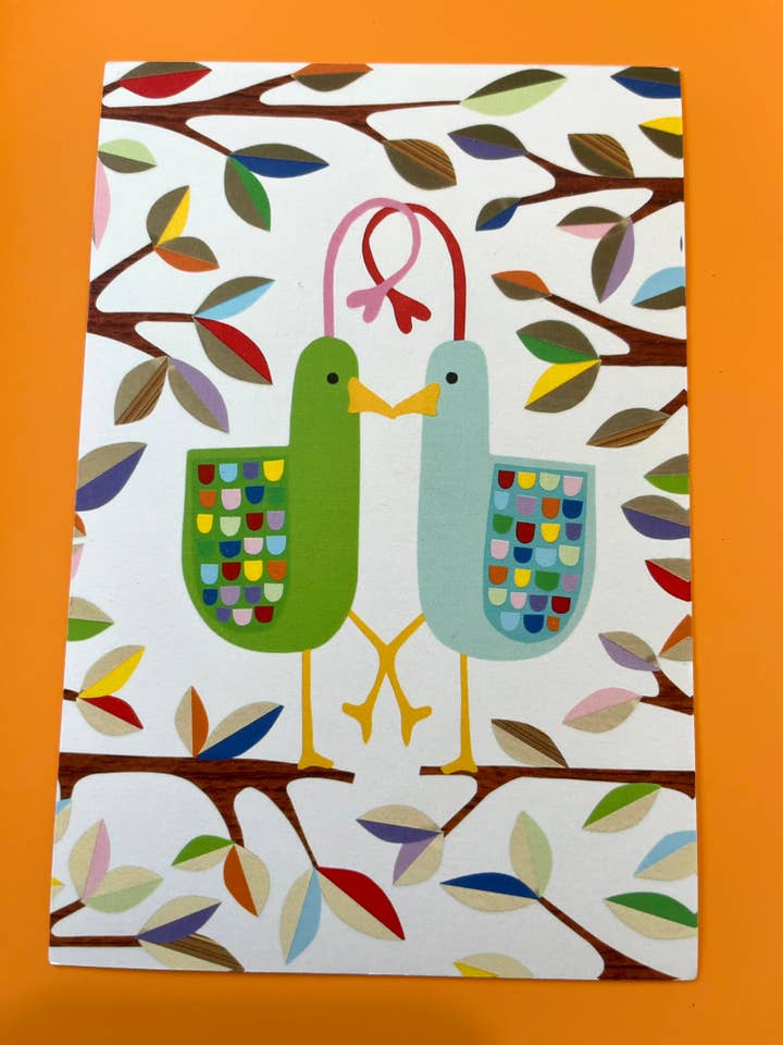 Rainbow Lovebirds - Carte postale pour la vente par Bunny with a Toolbelt