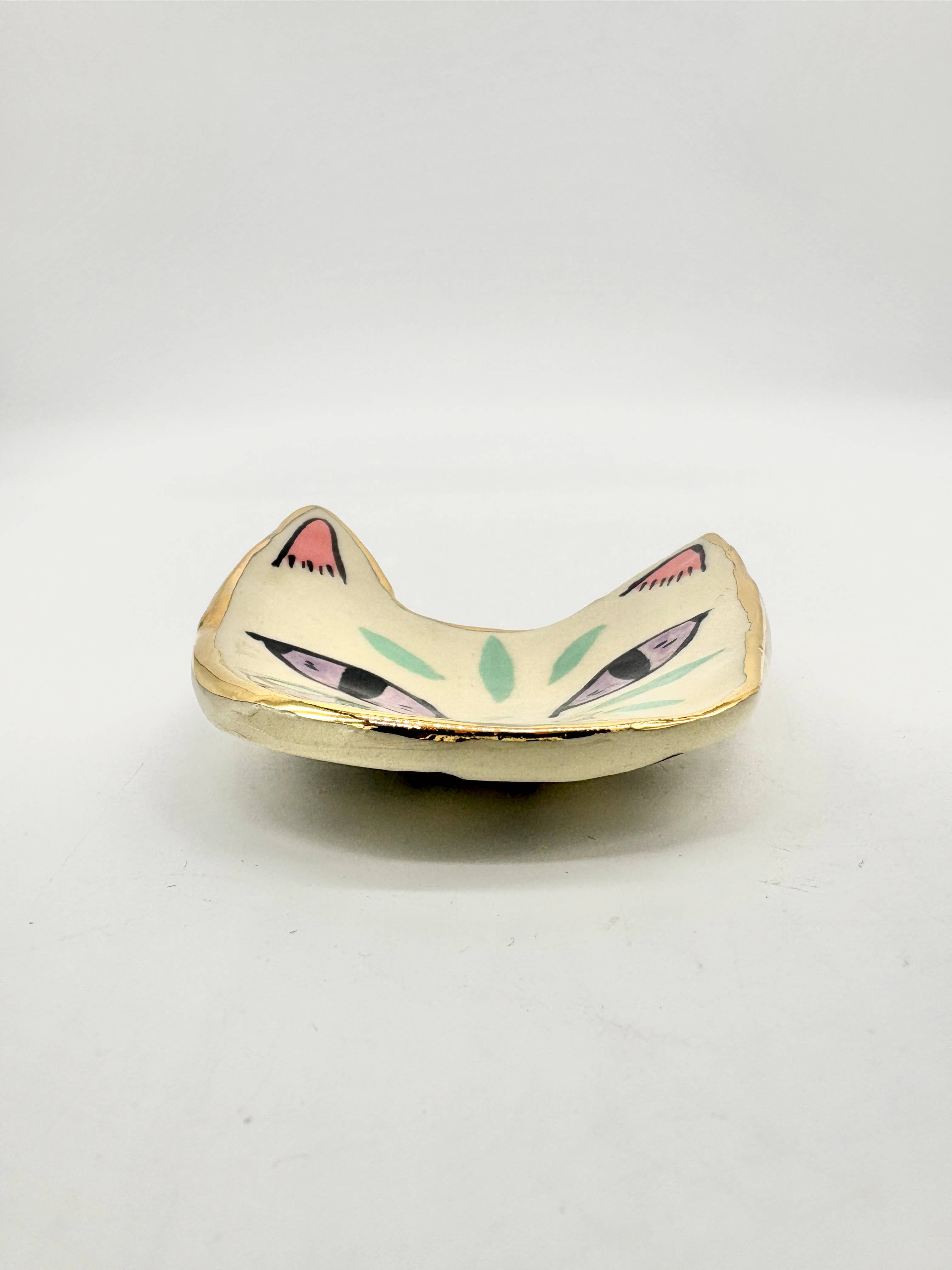 Erika Rier - Wholesale Jewelry Dish - Little Green Tiger Ring Dish with 22k Gold Luster9