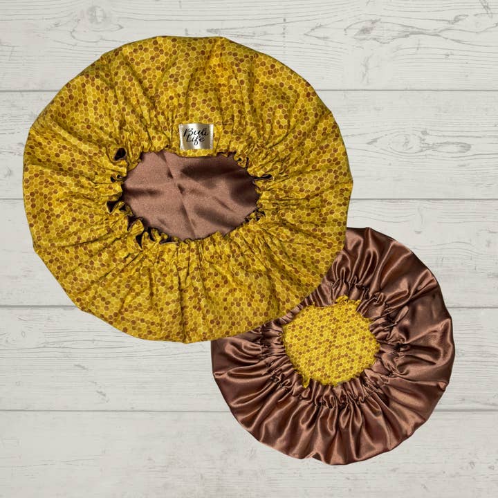 Bonnet gevoerd met honingraat en satijn voor wholesale door Buli Life