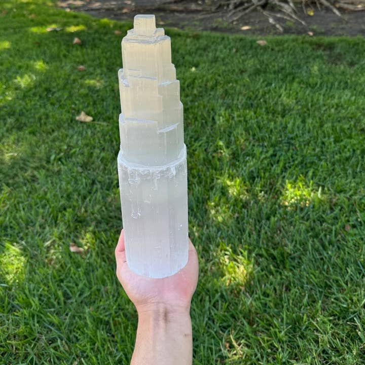 Earths Elements Wholesale - Wholesale Accent/Desk Lamp - Selenite - Lamp, Large1