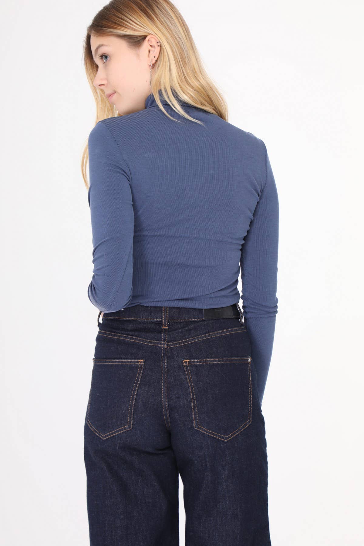 Daphnea - Vendita all'ingrosso Maglietta - Donna - 31093 T-shirt a collo alto3