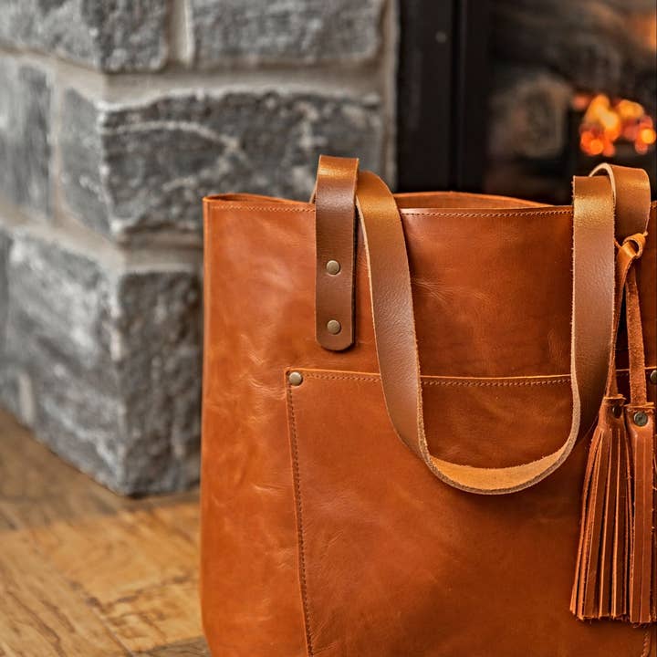 Hides - Wholesale Tote Bag - Women's - Classic Leather Tote