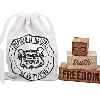 0n my mind blocks: freedom, truth for wholesale by Wooden Story Sp. z o.o.