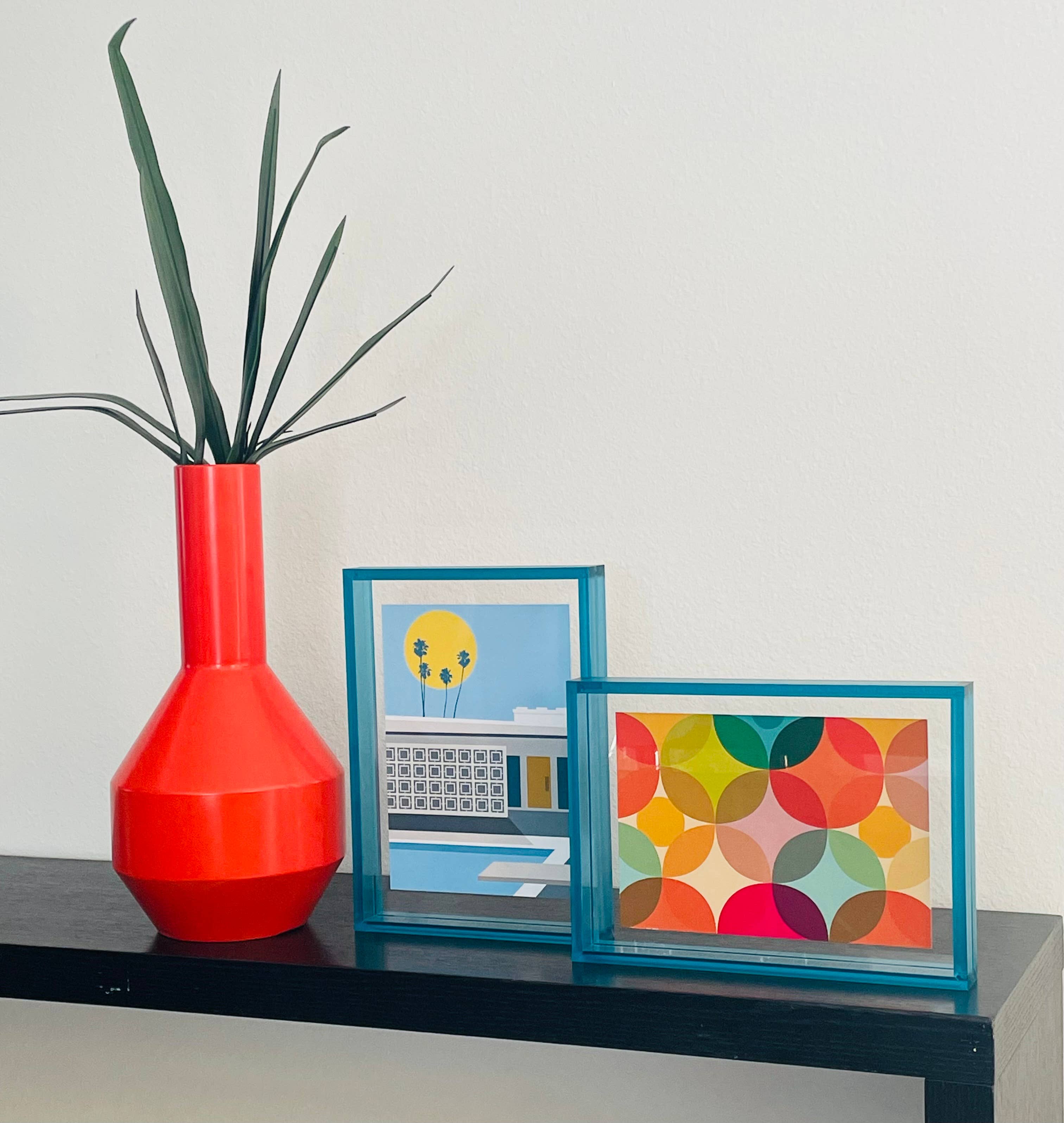 hide+seek SUPPLY CO - Wholesale Picture frame - Levitate Acrylic Shadow Box Frame - 8 x 10 - Blue (no art)4