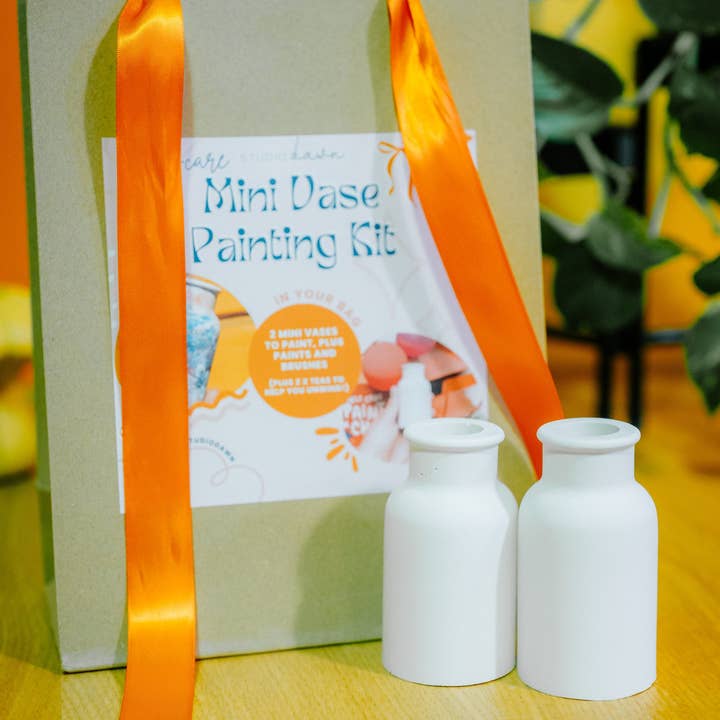 Studio Dawn - Wholesale DIY Craft Kit - Mini Vase Painting Kit2