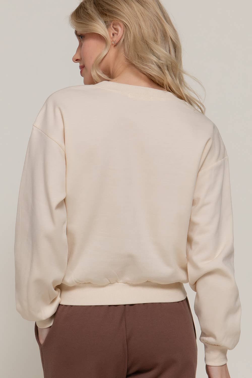 Active Basic | Active USA – Engroshandel Sweatshirt - Dame – Crop sweatshirt med rund hals og lange ærmer18