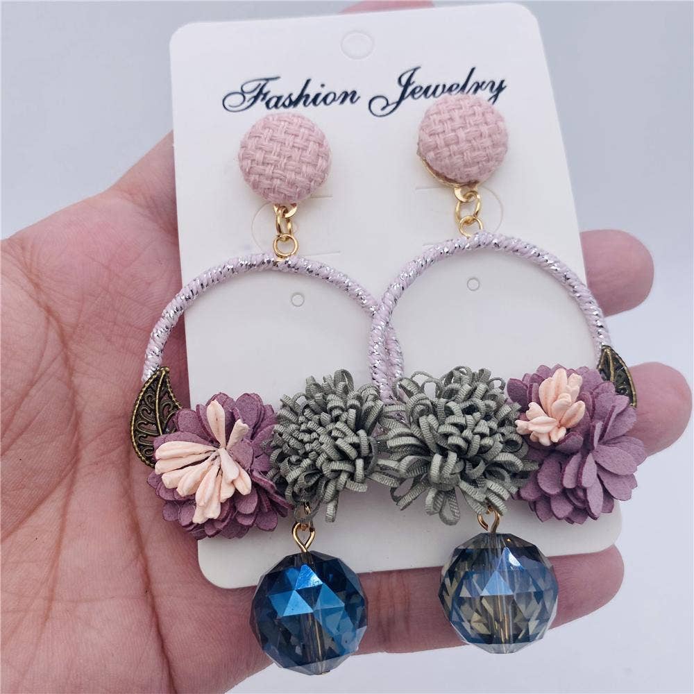 Mio Queena - Venta al por mayor Pendientes colgantes - Pendientes de corona de flores hechos a mano retro5