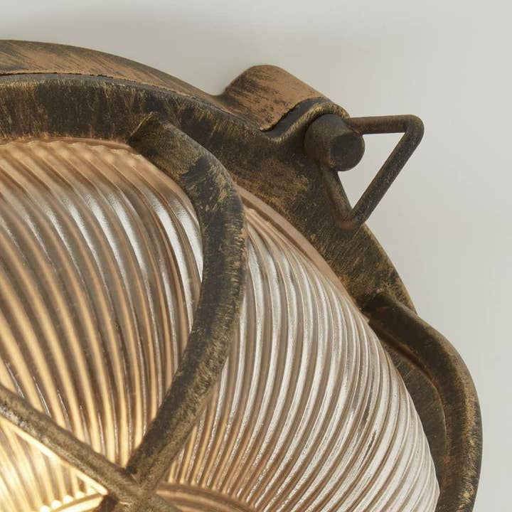 K LIVING – wholesale Outdoor/lawn light – Antique Brass Ribbed Glass Outdoor Bulkhead Oblong or Round Light6