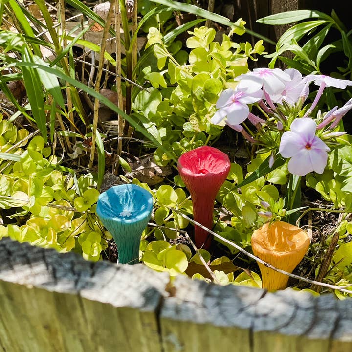 Above The Soil - Wholesale Outdoor Ornament/Decor - Pollinator's Watering Fountain | Mini Drinking Hole for Bees