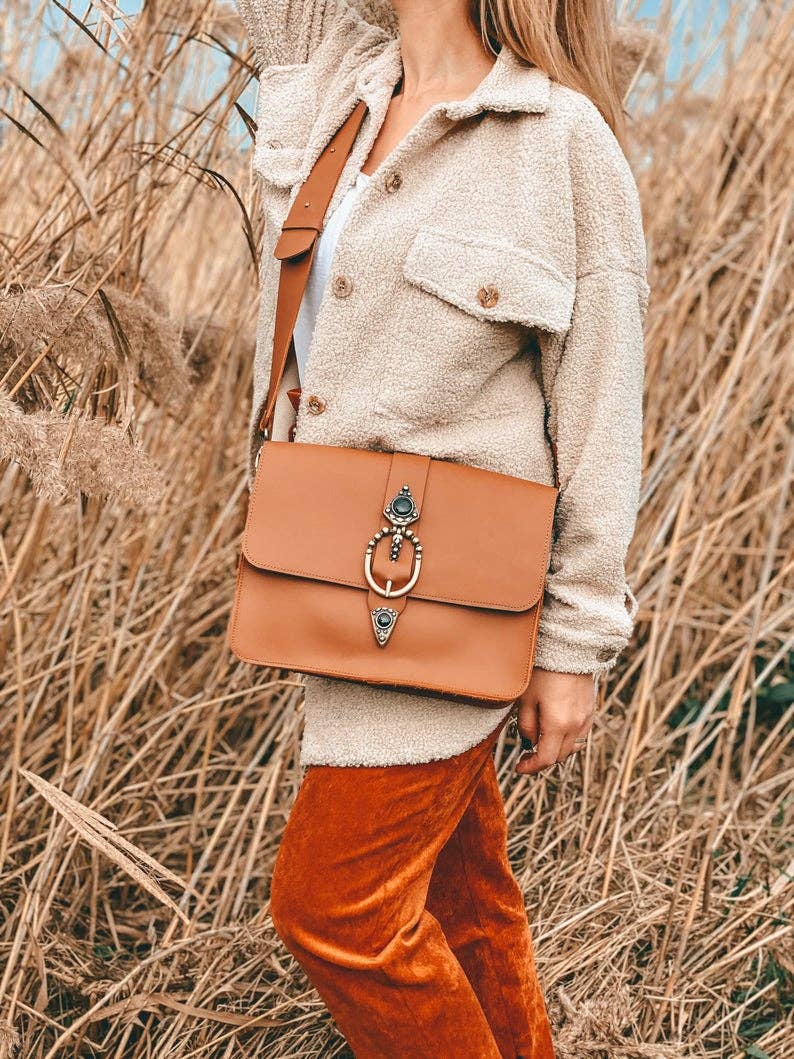 Christina Christi – wholesale Axelväska - Dam – Brun läderväska för kvinnor, bohemisk axelremsväska7