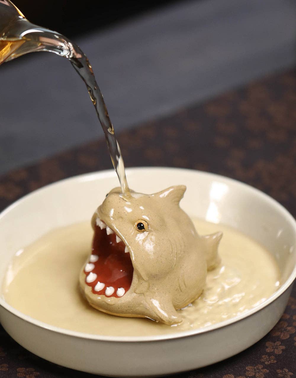 Gohobi （We cover U.S. import duties） - Vendita all'ingrosso Statuette decorative - Gohobi, decorazione da tè in ceramica fatta a mano in argilla YiXing, motivo: squalo18