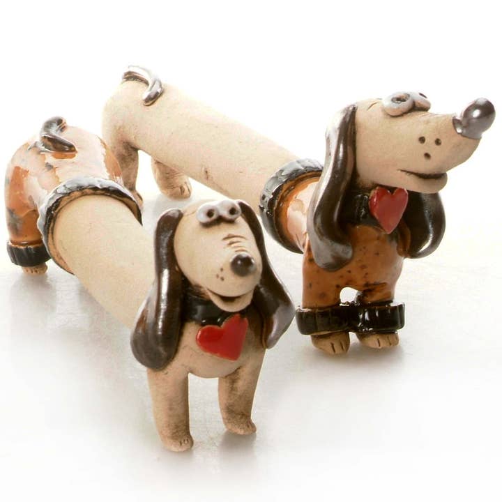 Enigma Supplies – Engroshandel Pyntefigur – Mr & Mrs Dash Dachshunds keramisk figur | Forskellige farver15