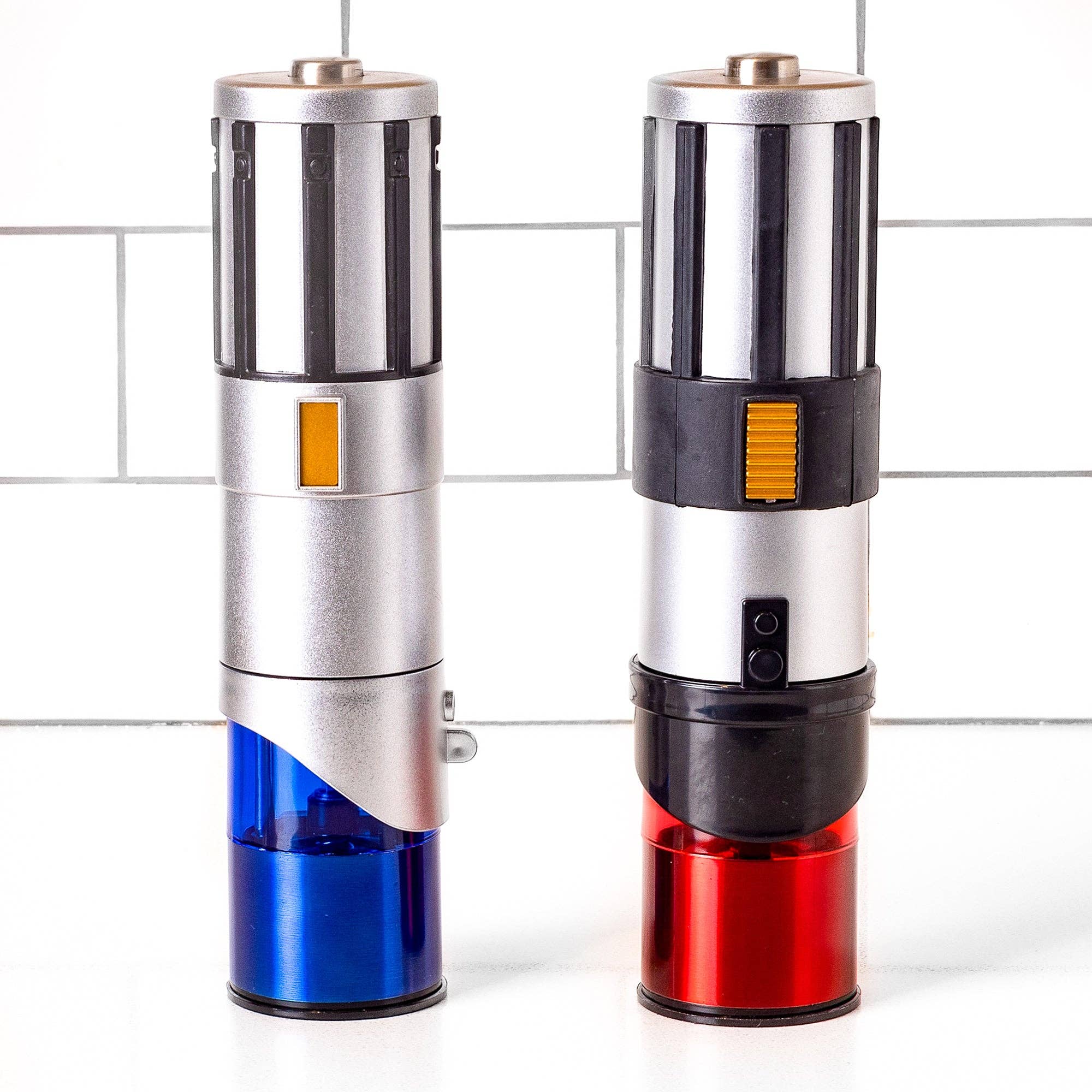 Uncanny Brands - Wholesale Kitchen Appliance - Uncanny Brands Star Wars Lightsaber Electric Salt & Pepper Mill Grinder (Pack of 2)5