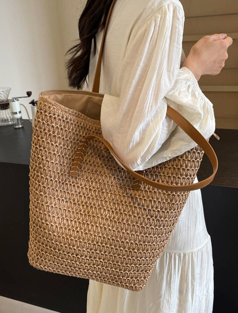EmberLoom - Wholesale Beach Bag - Woven Straw Tote with Leather Handles2