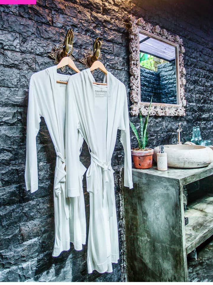 Deux kimonos de luxe Nooboo 100 % bambou (15% de réduction) pour la vente par nooboo