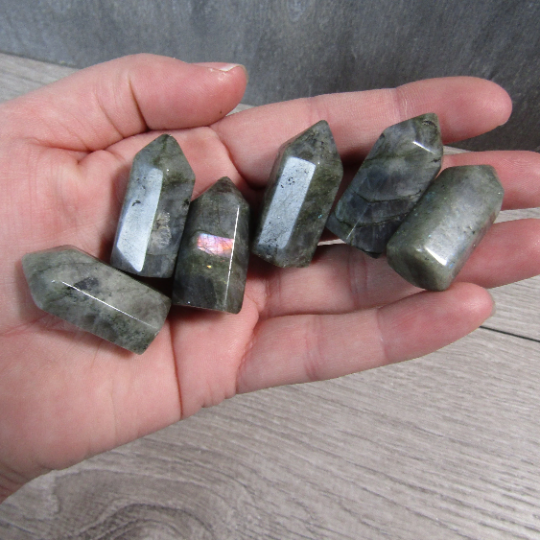 Keystone Crystals - Wholesale Spiritual Stone/Crystal -  Gemstone Chubby Obelisk – Small Carved Crystal Tower 3