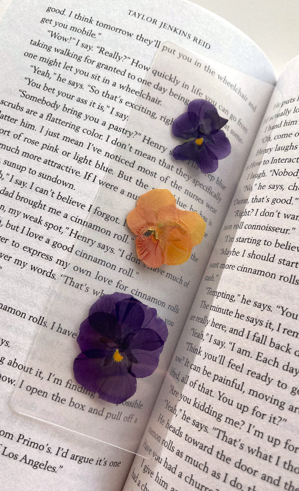 Page Petal - Wholesale Bookmark - Feyre Bookmark3