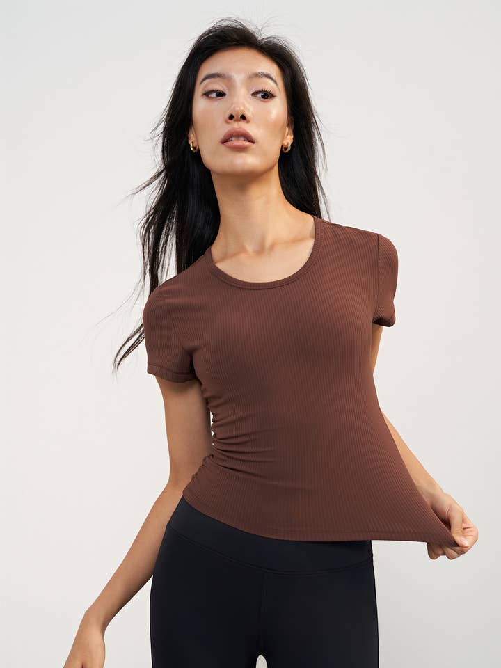 Callista hverdags T-shirt med rib og kort ærme for engroshandel hos 91thelabel