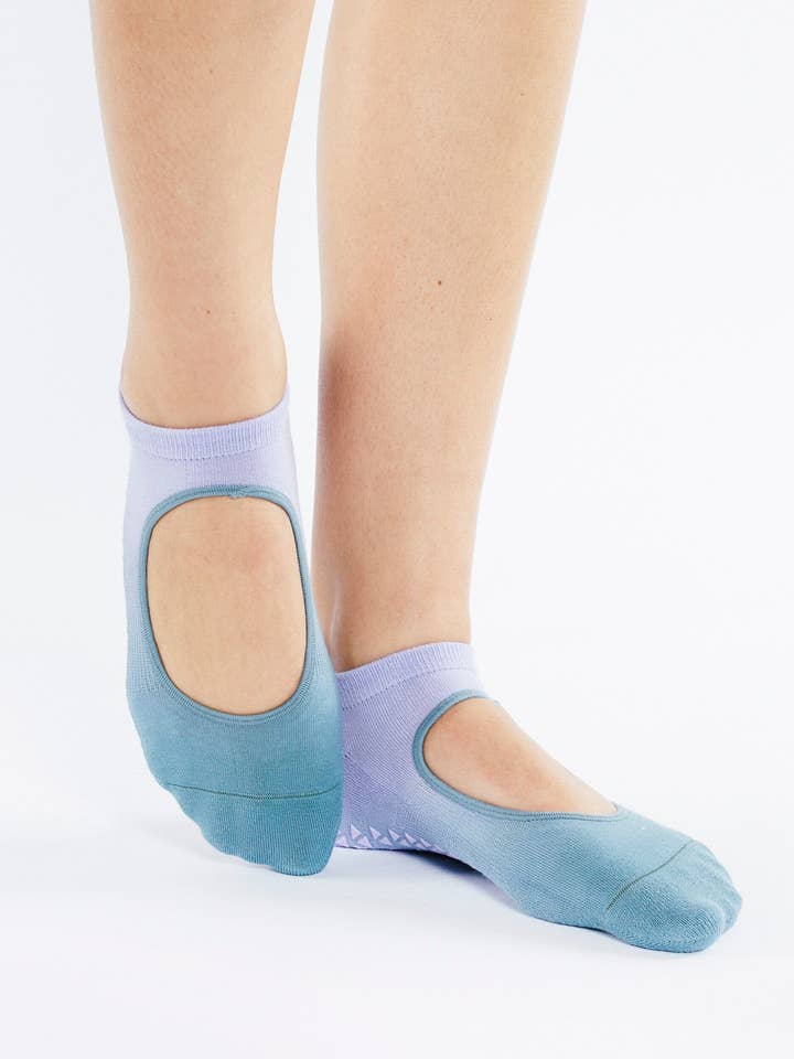 Pointe Studio - Wholesale Socks - Women's - Women's Nina Strap Grip Sock