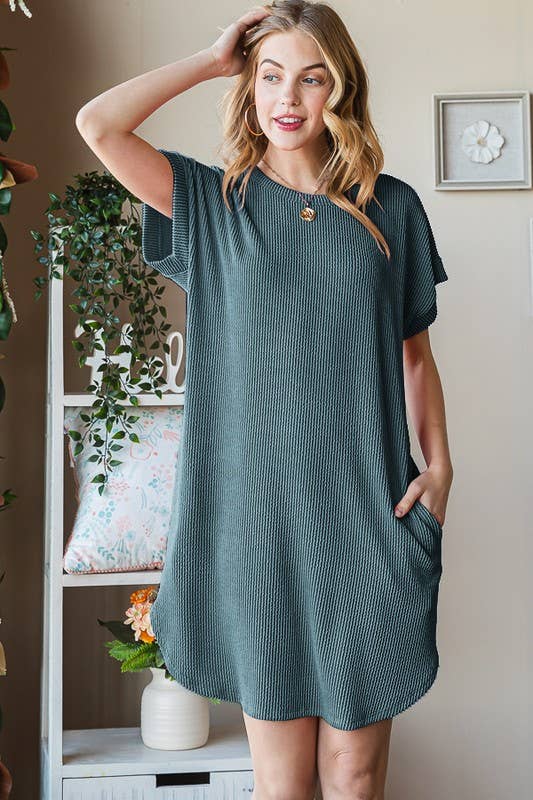 HEIMISH – Großhandel Kleid – Damen – ED6807-10 URBANES GERIPPTES MINIKLEID MIT SEITENTASCHE10