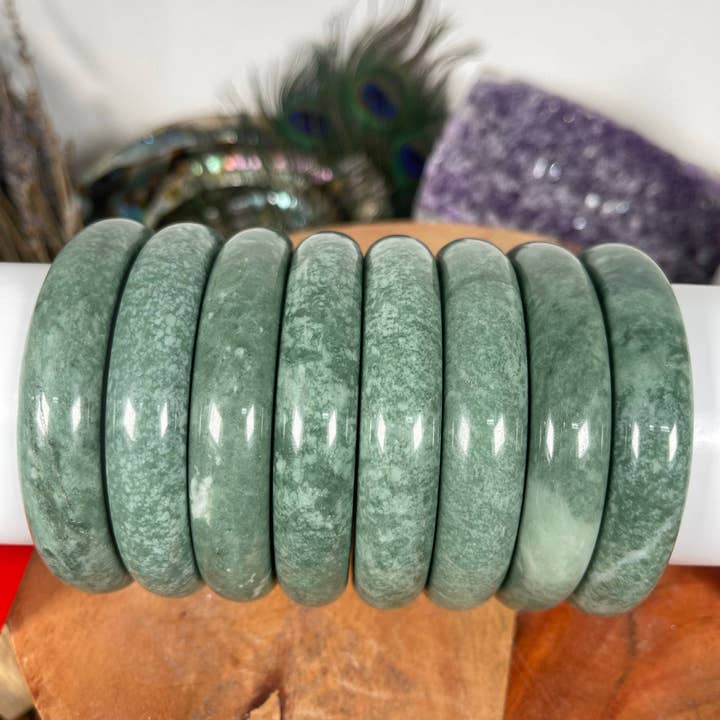 Jade Bangle, Bracelet Comes with box, NATURAL JADE BANGEL,Fr and other Purchase Wholesale green jade. Free Returns & Net 60 Terms on Faire trending on Faire.