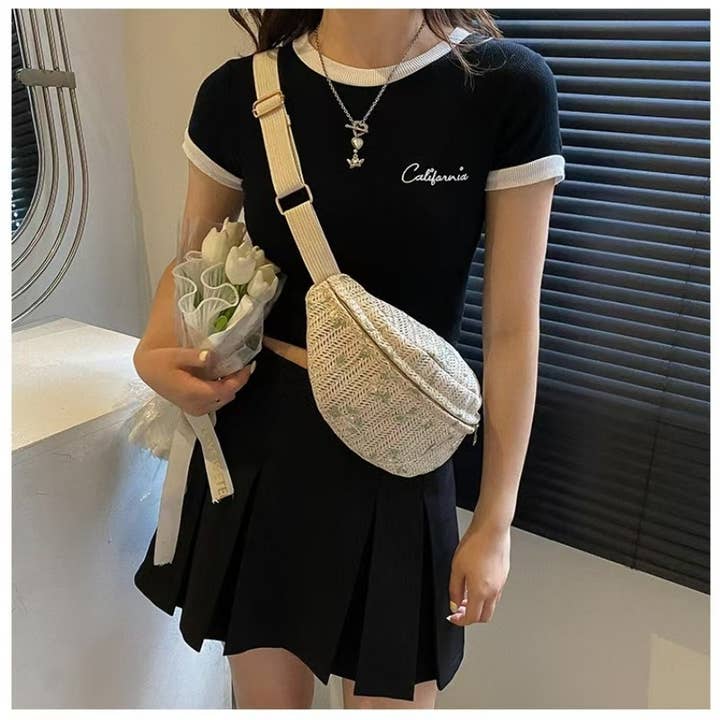 JOSSLYN by wall to wall - Wholesale Belt Bag - Women's - RAFFIA STRAW WAIST FANNY PACK CROSSBODY BELT BAG | 40P5593