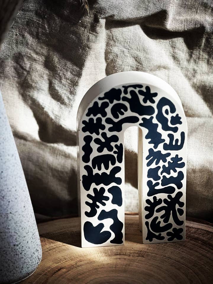 Abstract Arch bookend ornament for wholesale by EMB Pretty