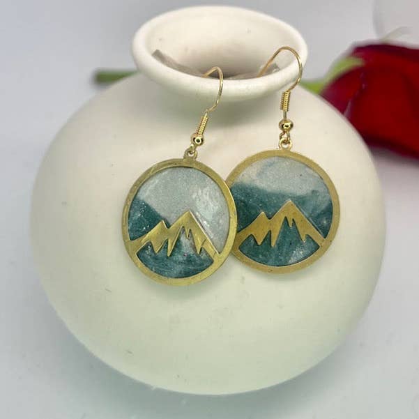 Snow Mountain for wholesale by WEARABLES BY B LLC