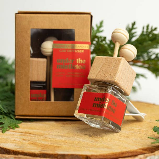 DIFUSOR DE COCHE BAJO EL MUÉRDAGO | Festivo | Clip de Ventilación para venta al por mayor de Prairie Creek Candles