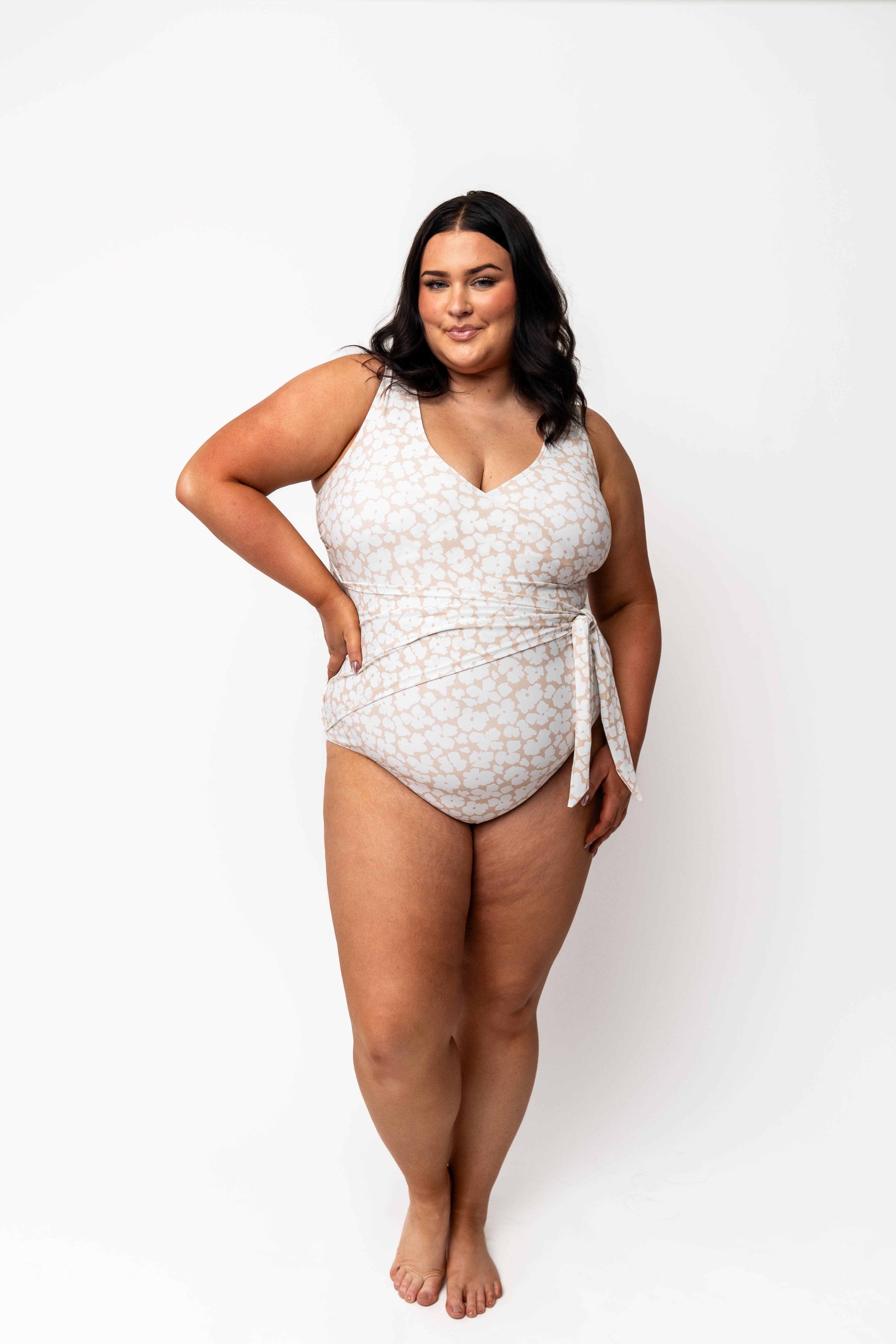 Coral Reef Swim – wholesale Baddräkt - Dam – Tan Floral Wrap Front One Piece3