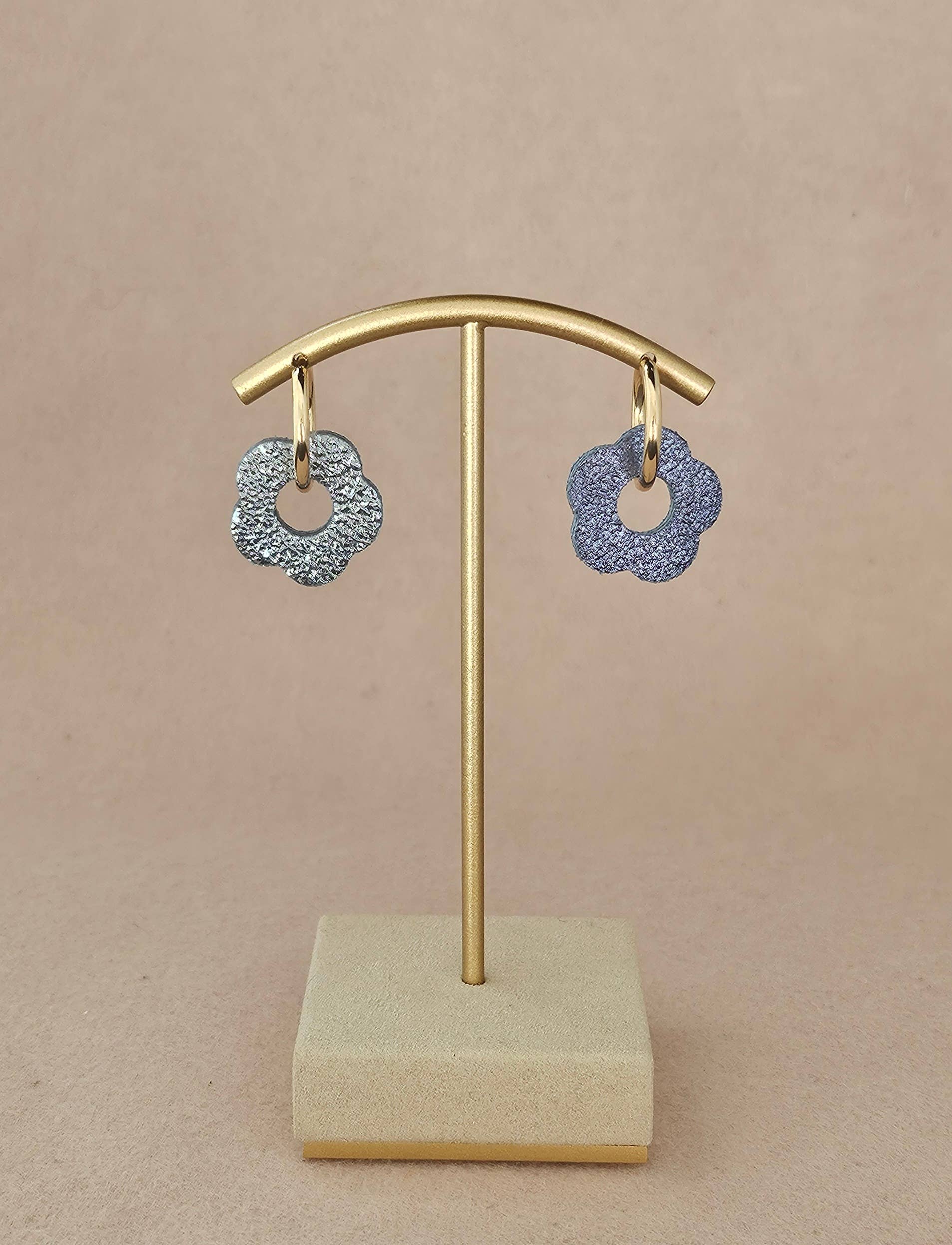 Royal marais - Wholesale Hoop Earrings - upcycled leather flower hoops 1