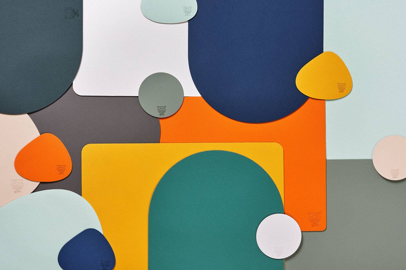 Björn – Großhandel Platzdeckchen – Set aus umkehrbaren Tischsets - 6 Stück - Recyceltes Leder in Orange und Schokolade7