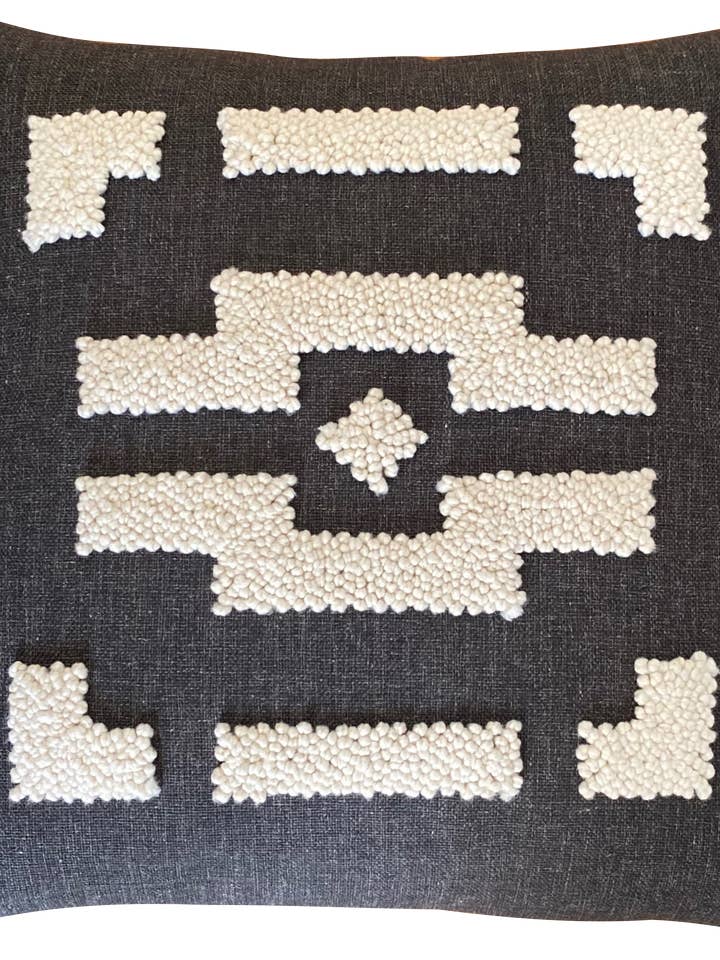 Funda de cojín con aguja perforadora - Ndebele Pattern 3 para venta al por mayor de Botanical Boys