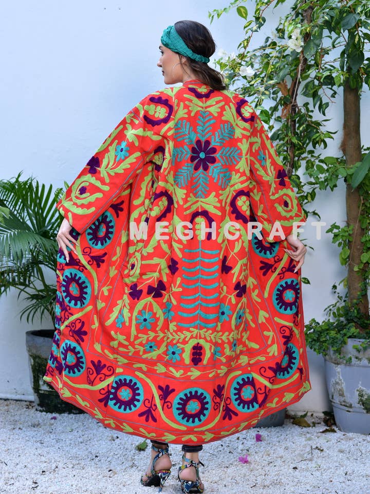 Meghcraft - Wholesale Kimono - Women's - Exclusive Suzani Embroidered Kimono robe