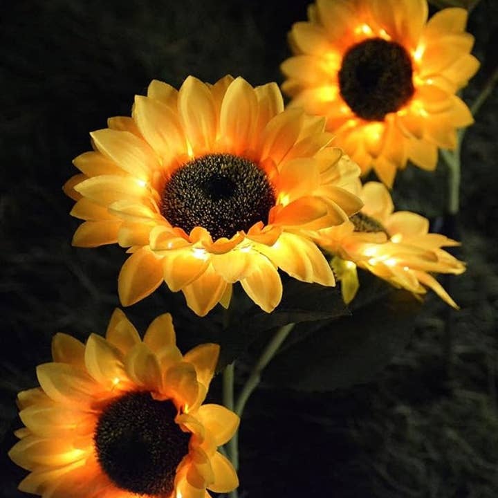 Kiyo Home - Wholesale Garden/Lawn Stake - Solar Sunflowers 3-Piece Set5