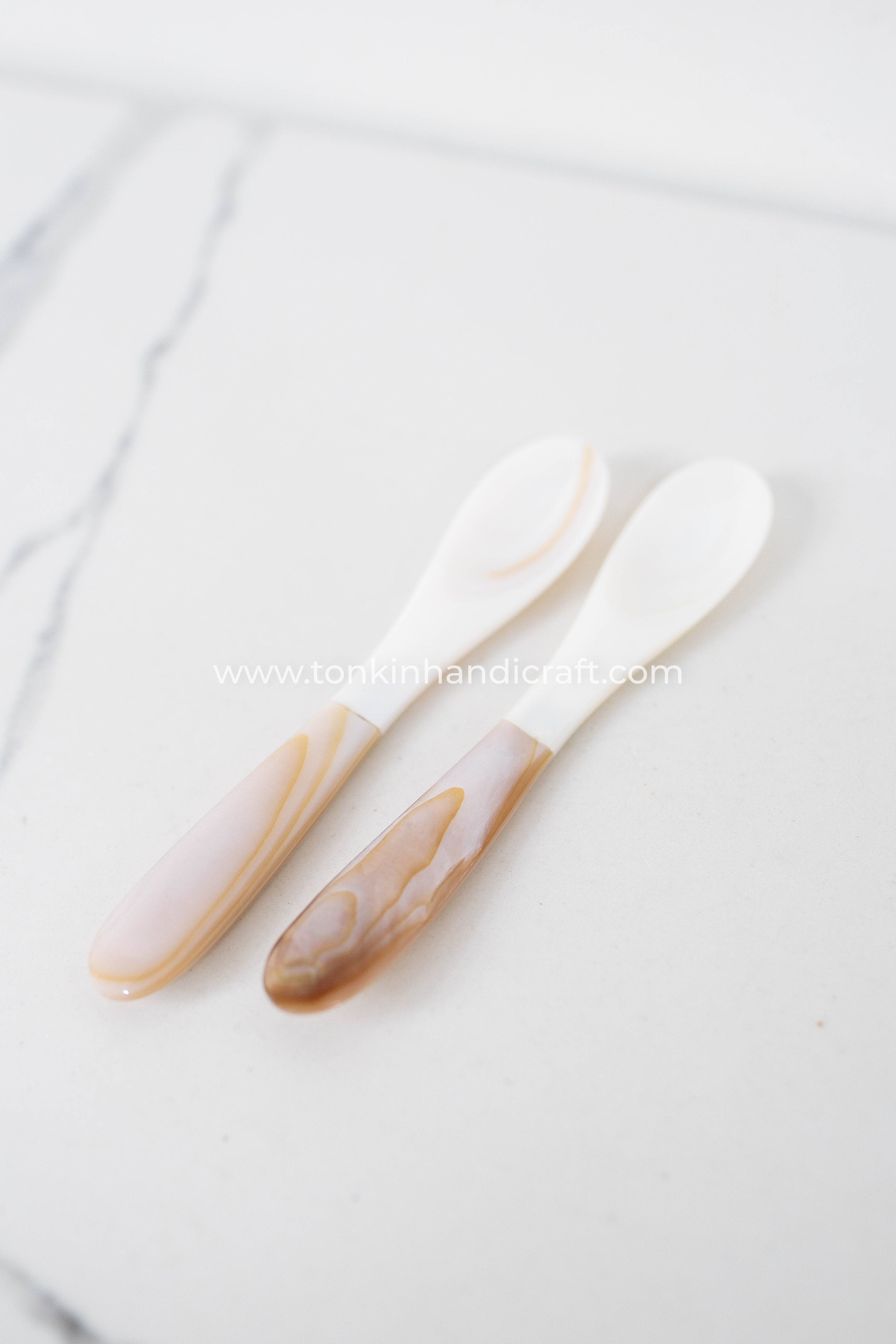 Tonkin Handicraft – wholesale Bordssked (Bestick) – Sked av pärlemorsskal4