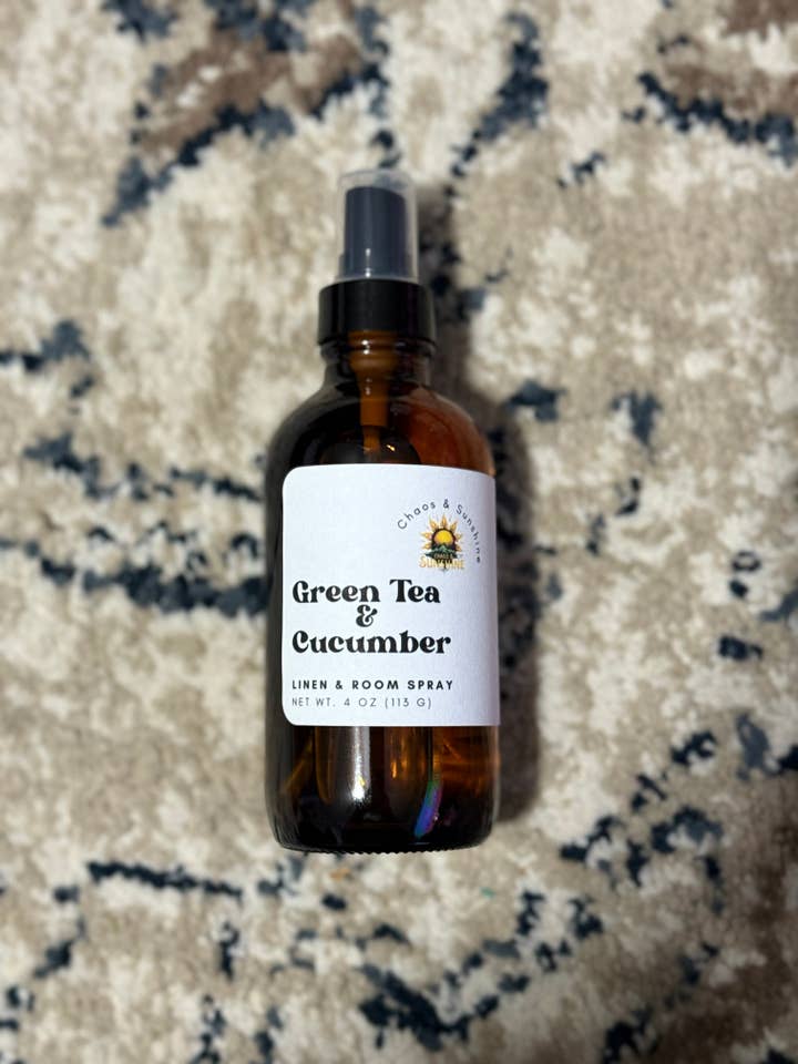 Grøn te & agurk rum- & linnedsspray for engroshandel hos Chaos & Sunshine