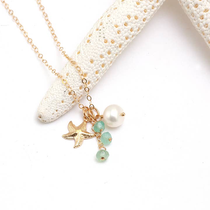 collier étoile de mer de calcédoine perle d'eau douce pour la vente par Midori Jewelry Hawaii