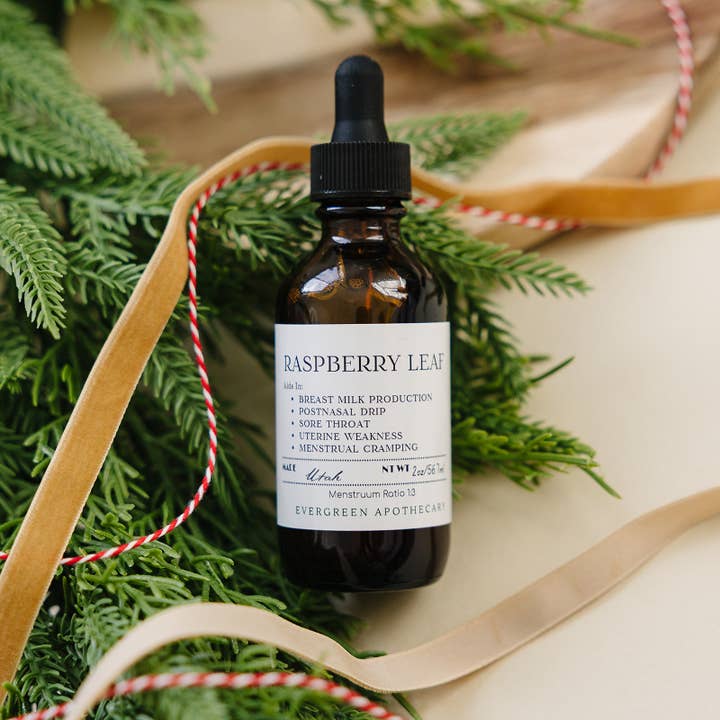 Raspberry Leaf Tincture, 2oz for wholesale by Evergreen Apothecary
