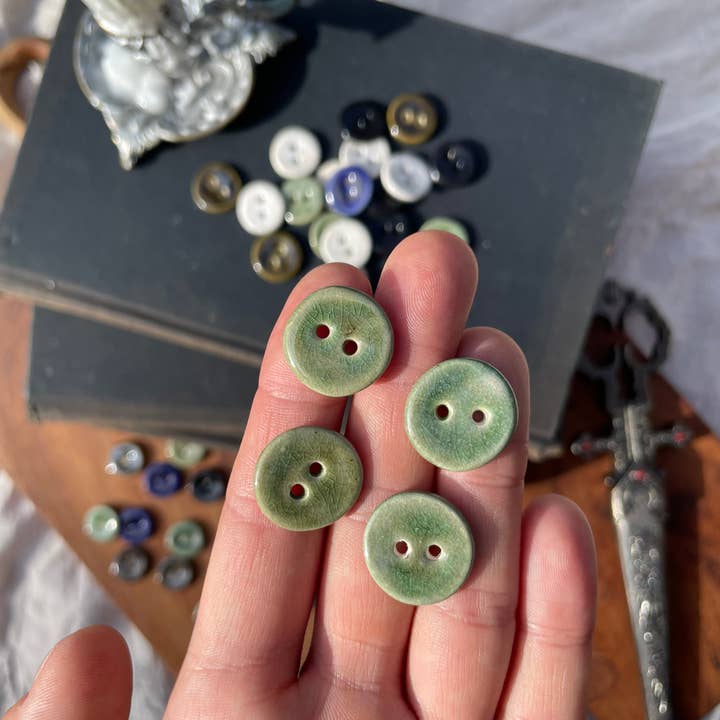 Silver Beast Studio - Wholesale Sewing Button/Snap - 18mm Original Buttons (Set of 5)6