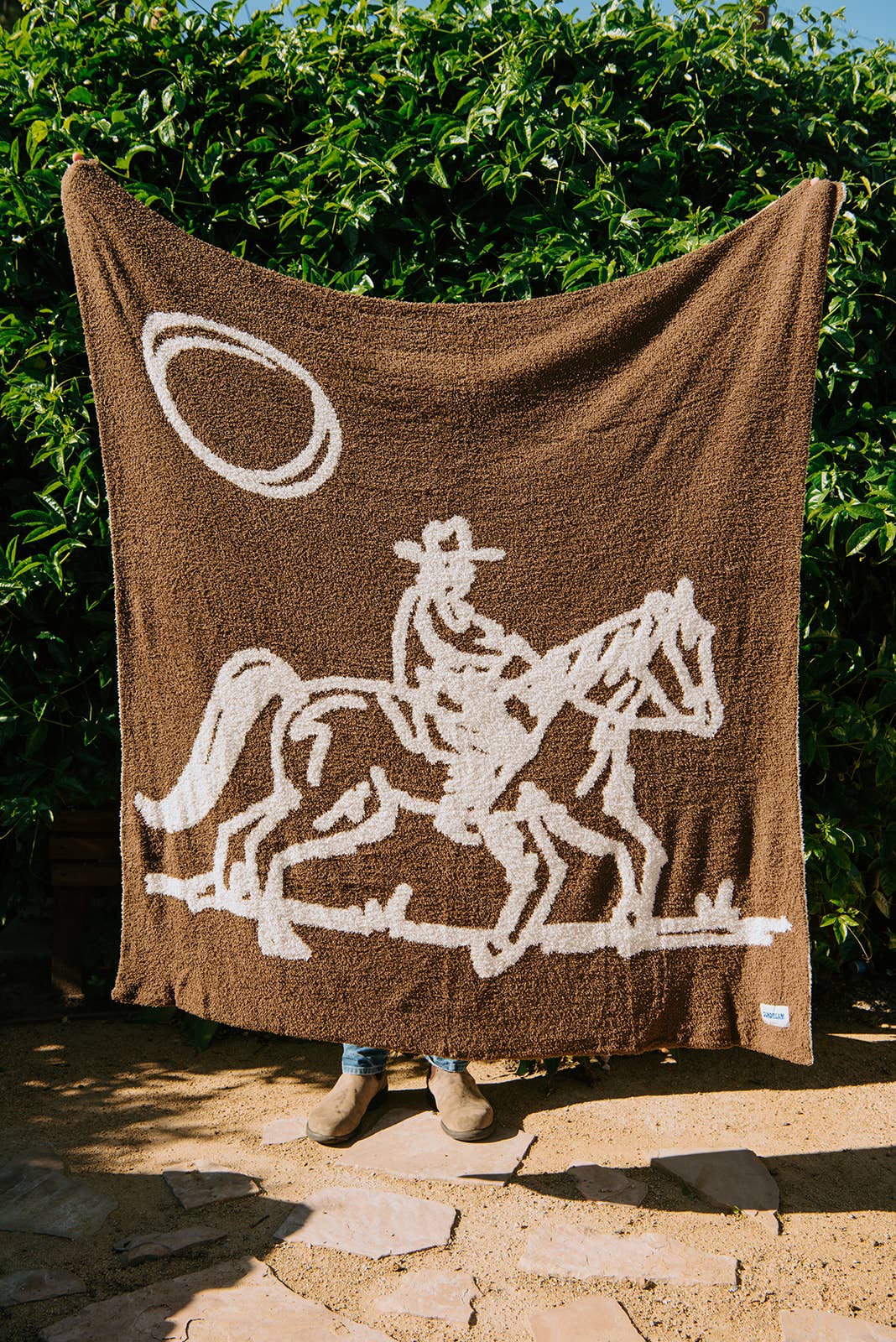 Sundream - Wholesale Throw Blanket - Drifter Plush Throw - Leather Brown
