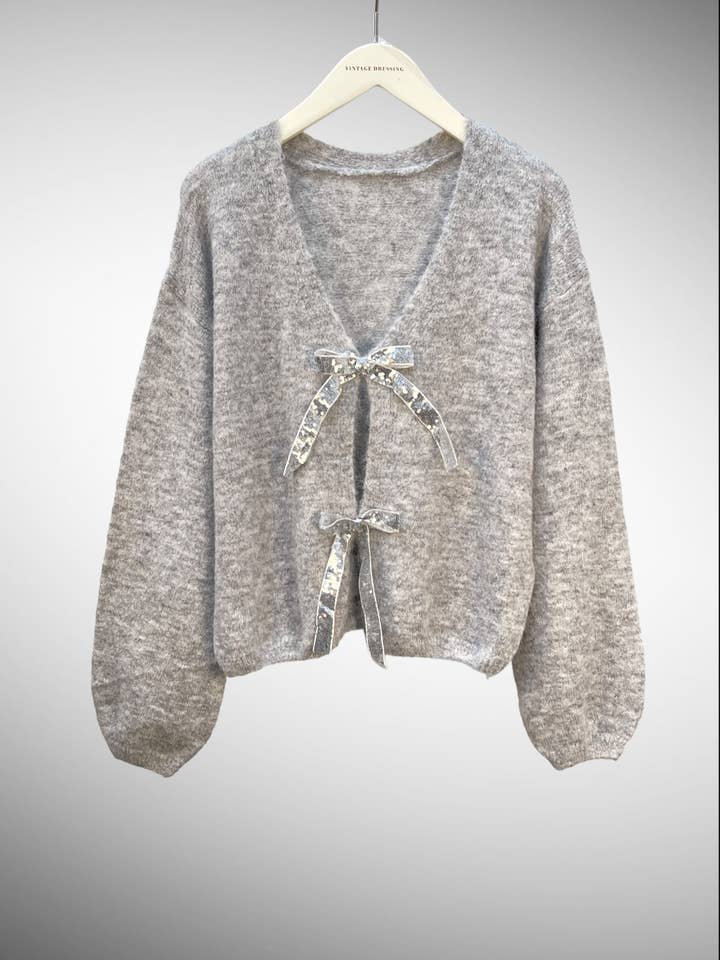 Moov Group - Wholesale Cardigan - Women's - Tie-front cardigan, V-neck, glitter ribbons T005