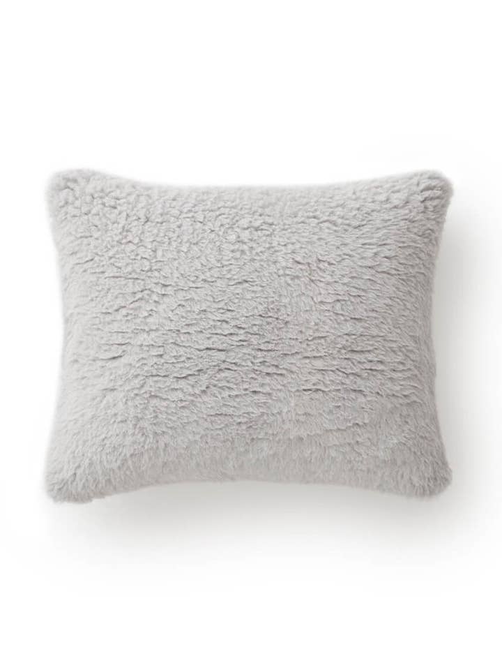 Fjun Pillow 16x20, Grey for wholesale by Fells Andes