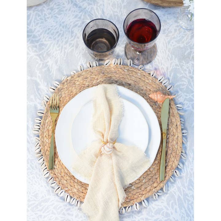 AULICA - Wholesale Placemat - Wicker placemat with shells1