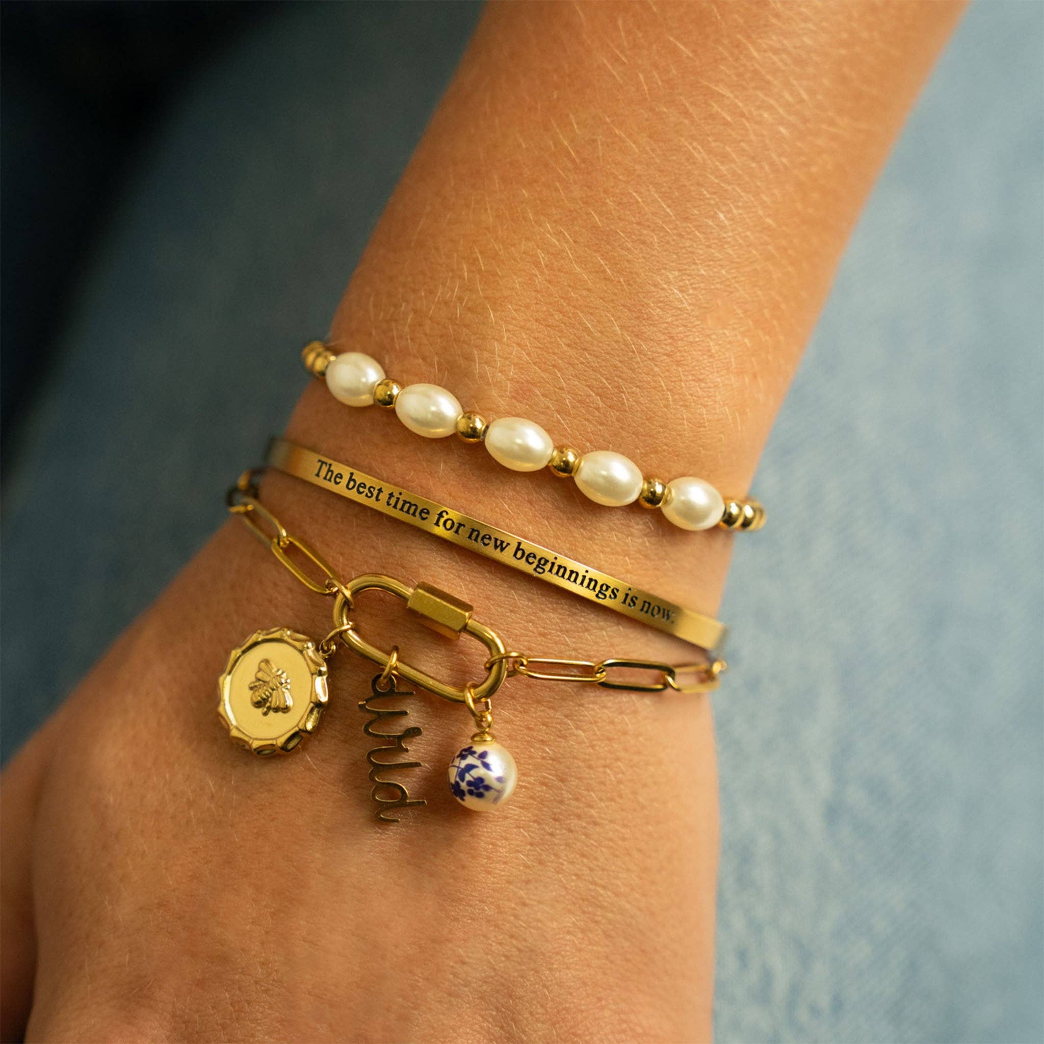 WJW - Vendita all'ingrosso Bracciale con perline - Bracciale elastico con perle di vetro Kiska 8mm in oro 18K PVD1