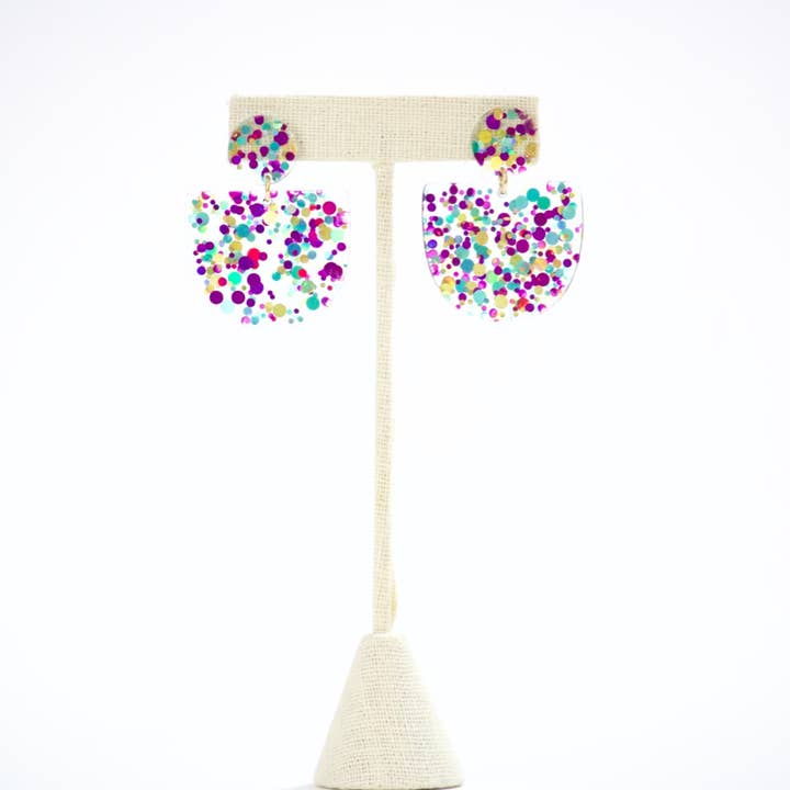 Lux+Orleans - Wholesale Dangle Earrings - Emmi